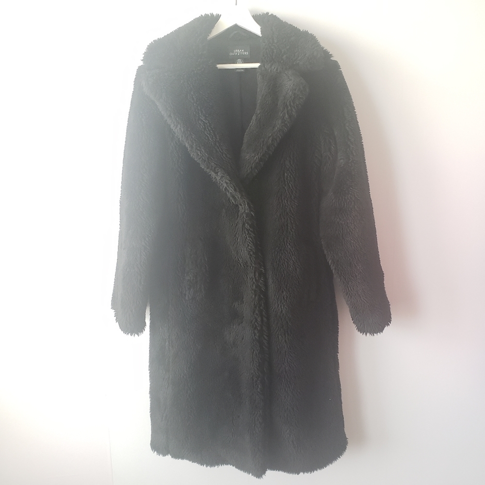 Urban Outfitter long teddy black coat size S